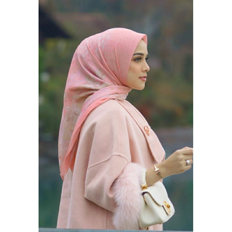 Iseltwald Buttonscarves