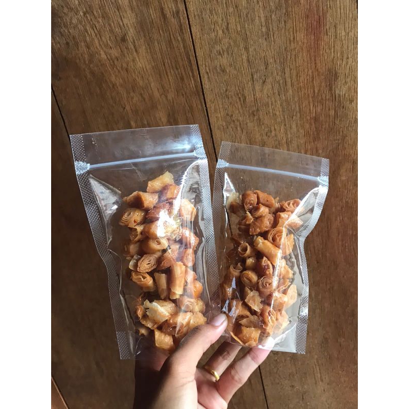 

pangsit gulung pedas manis