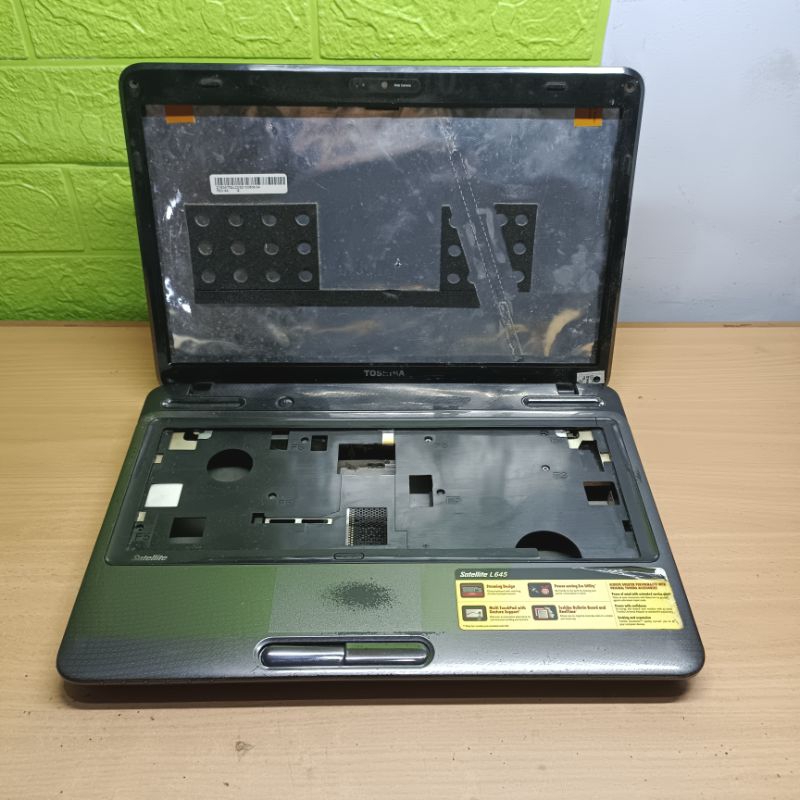 Kesing Case Cassing Casing laptop Toshiba L645 l645