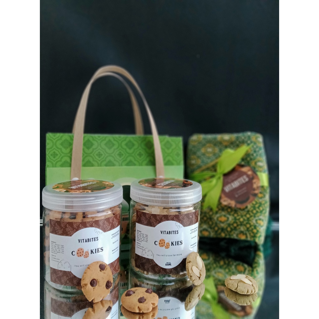 

Paket Hampers-Cookies Choco & Almond