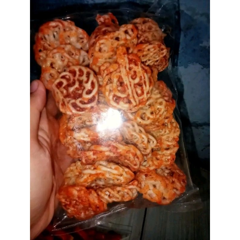 

cemilan kerupuk ravael