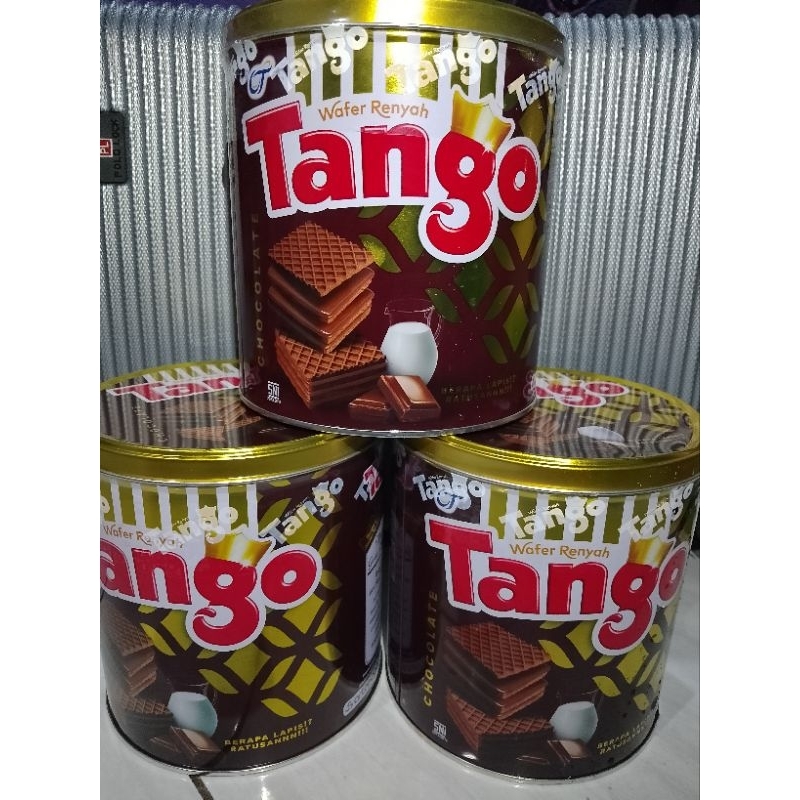 

TANGO Wafer Kaleng