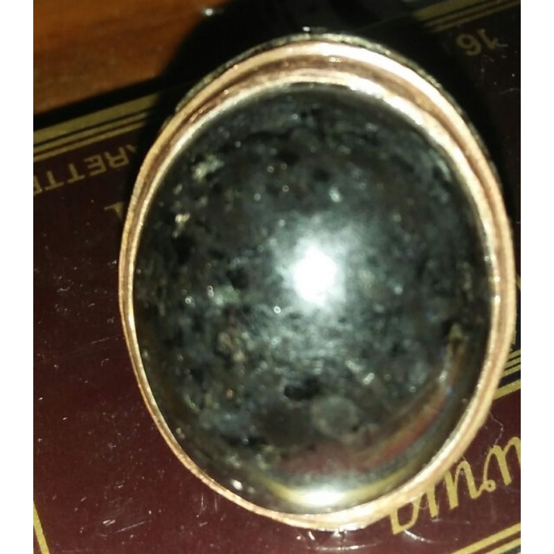 BATU AKIK BADAR PERAK WULUNG NATURAL(nempel/melekat magnet)size sedang