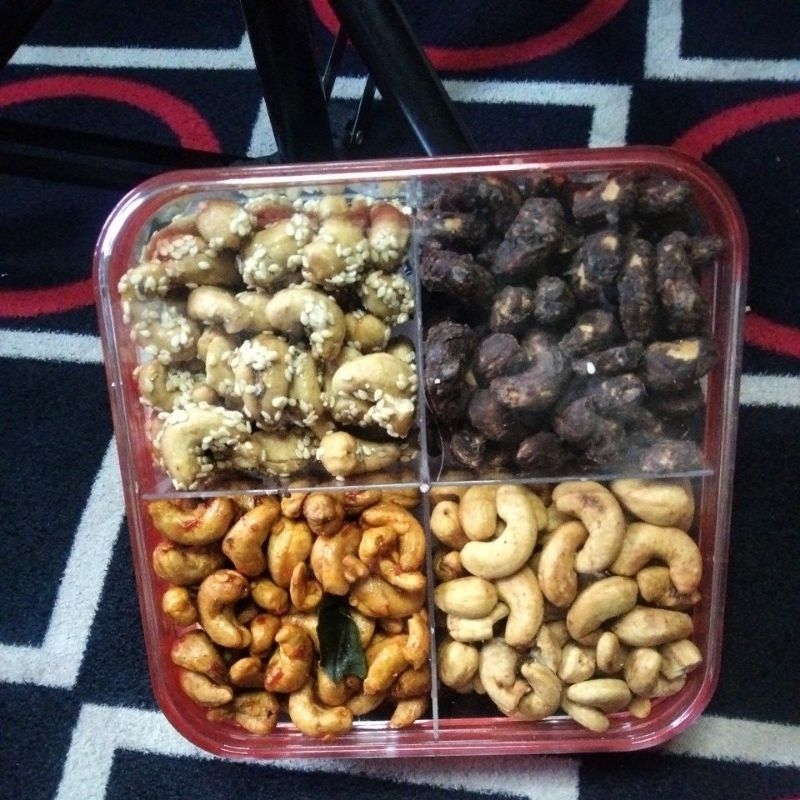 

kacang mete 4 varian rasa