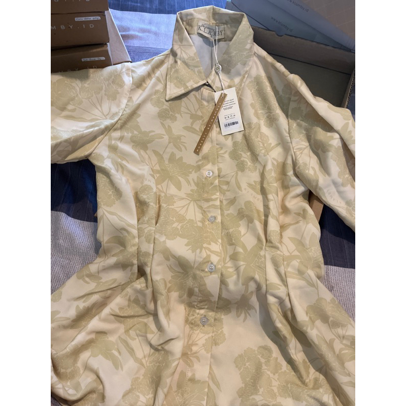 Wearing klamby edelweiss Blouse S