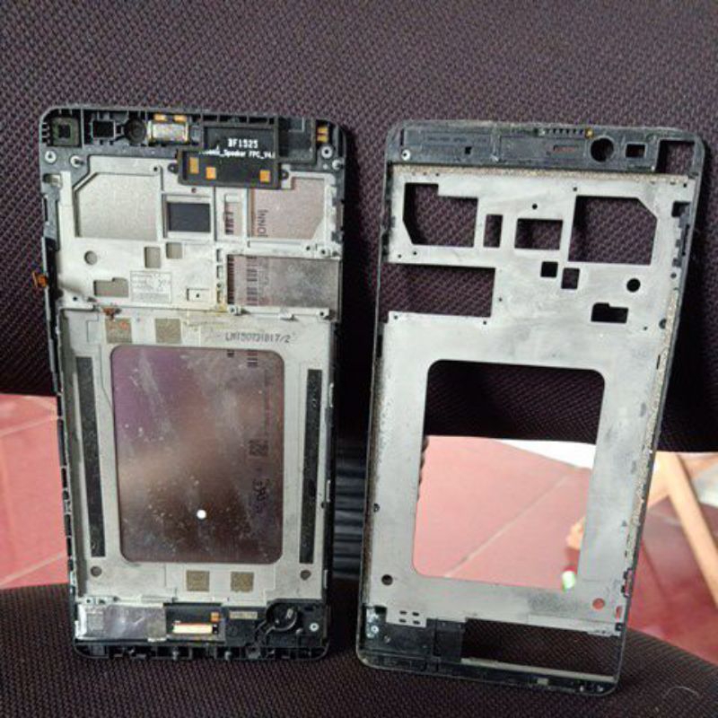 TOKO PONSEL COM Frame lcd / tatakan lcd Lenovo Phab Plus PB1 770m original copotan sesuai foto