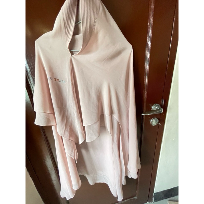 khimar sisesa preloved