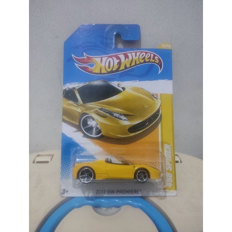 Hotwheels 2012 HW Premiere - Ferrari 458 Spider (Yellow)