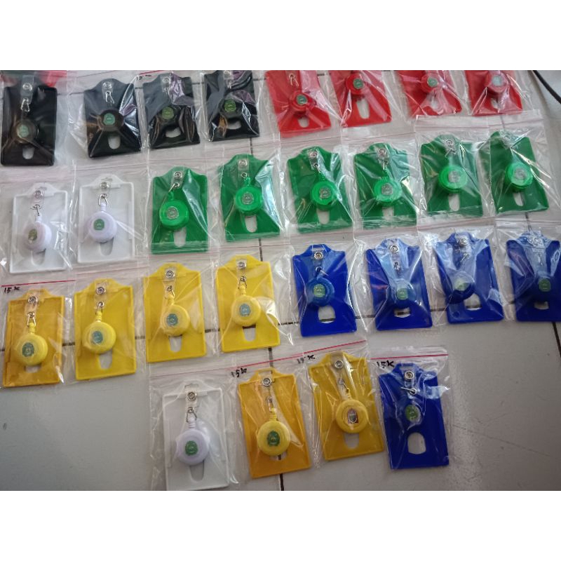 

ID Card Holder+Yoyo Logo Tapin Berlapis Resin Anti Air