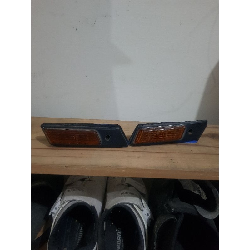 Lampu Sein Fender BMW E36 Kuning Original