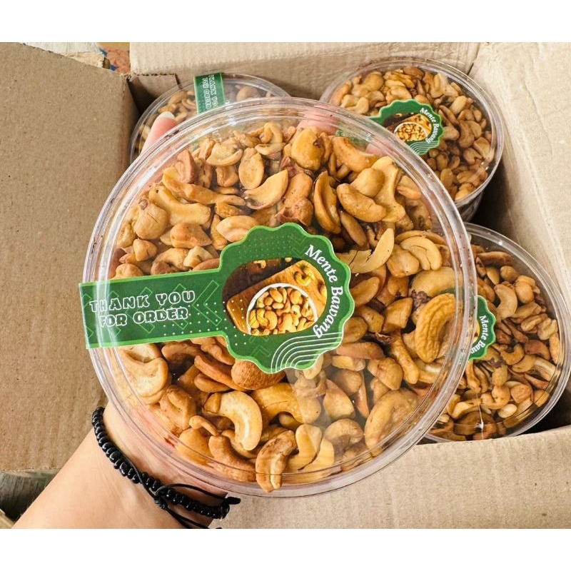 

Kacang Mede Panggang Pertoples