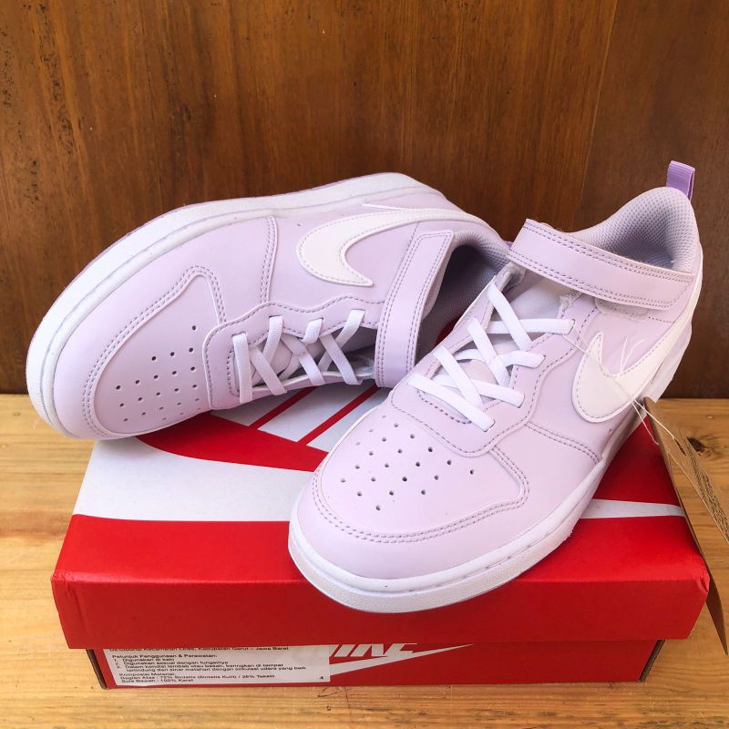 Nike court  borough 7500