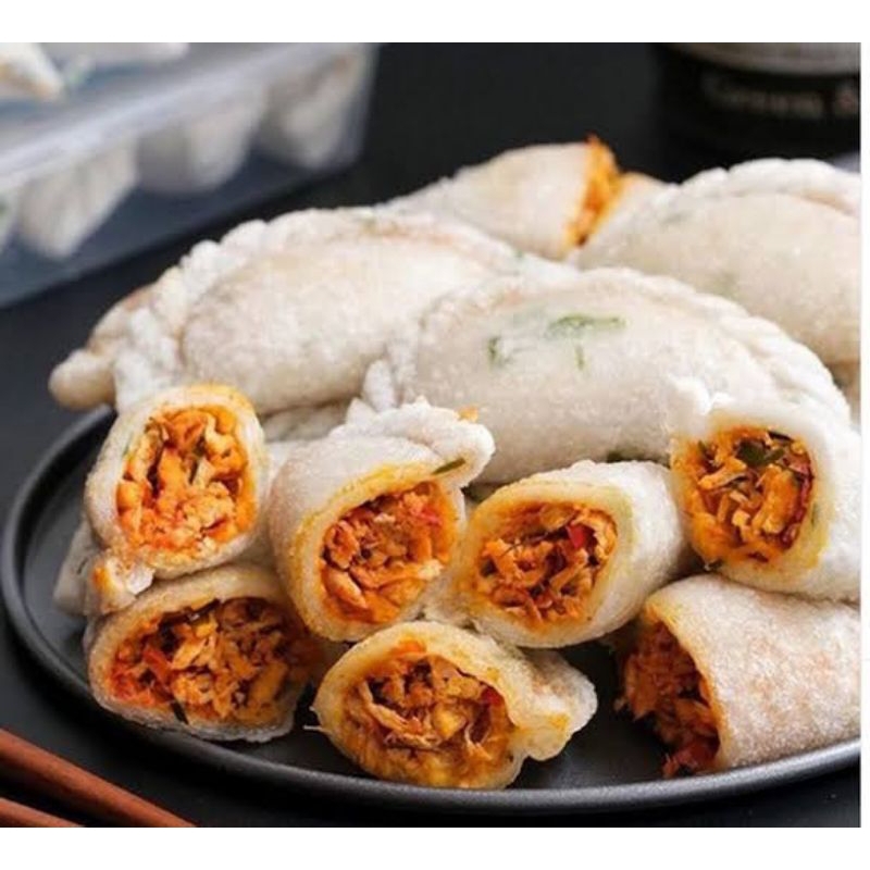 

cireng mini isi ayam suwir pedas