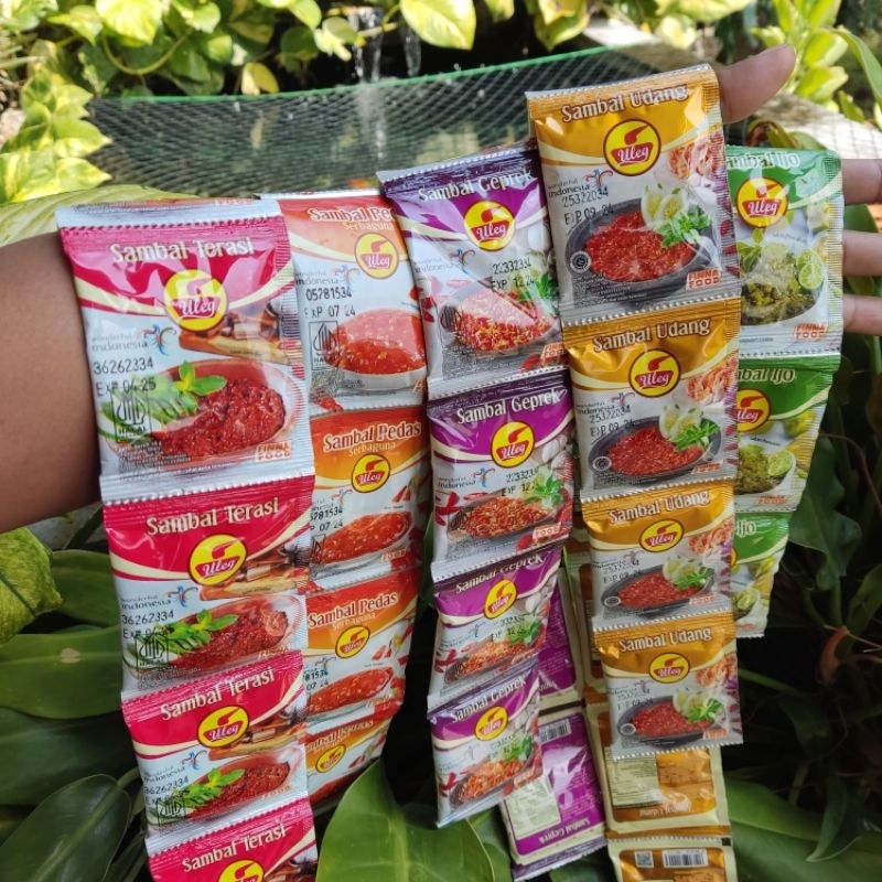 

Sambal Uleg Finna Food Renceng Sachet 5 Pcs