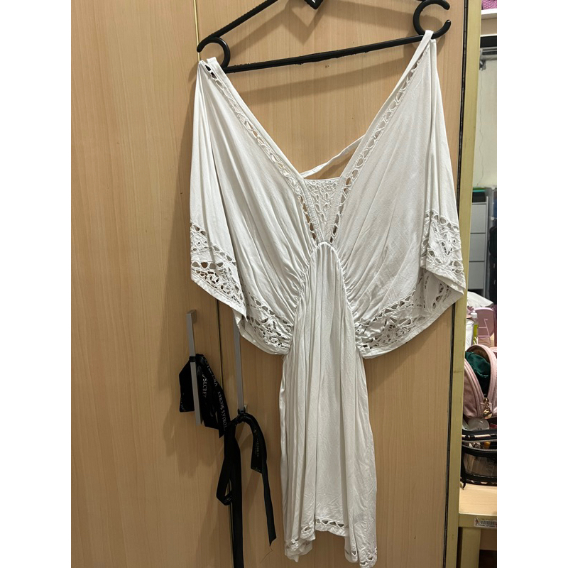 preloved white dress