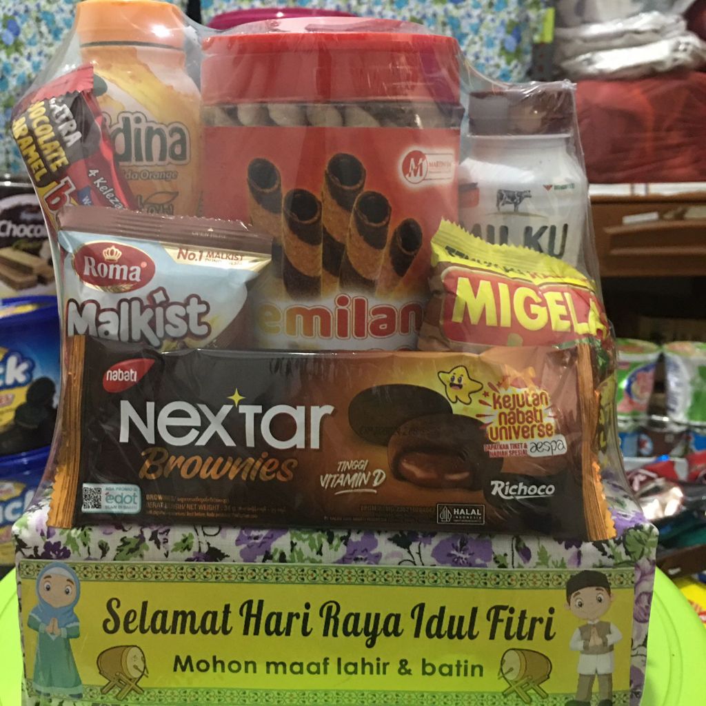 

READY PARCEL ANAK LEBARAN HARI RAYA IDUL FITRI BINGKISAN HAMPERS
