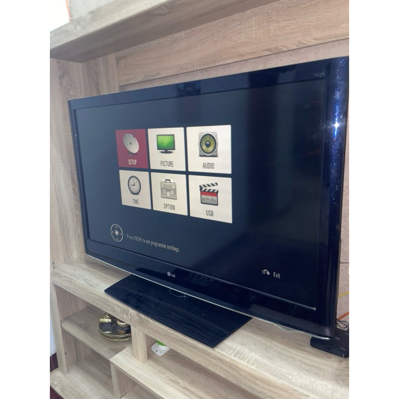 tv lg seri 47LH35FR 50 inch thn 2012