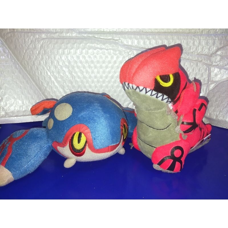 boneka pokemon kyogre groudon plush set ori preloved