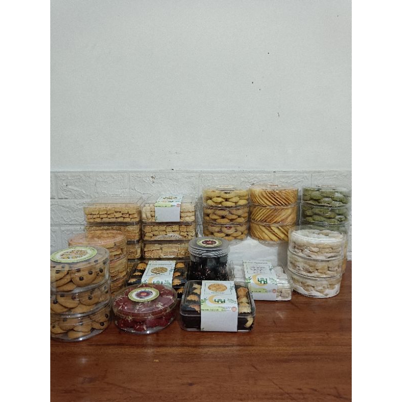 

Kue Kering Cookies aneka rasa RESELLER WELCOME