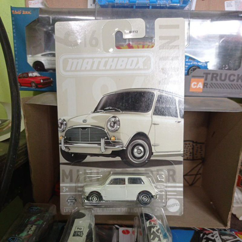 MATCHBOX 1964 AUSTIN MINI COOPER PUTIH