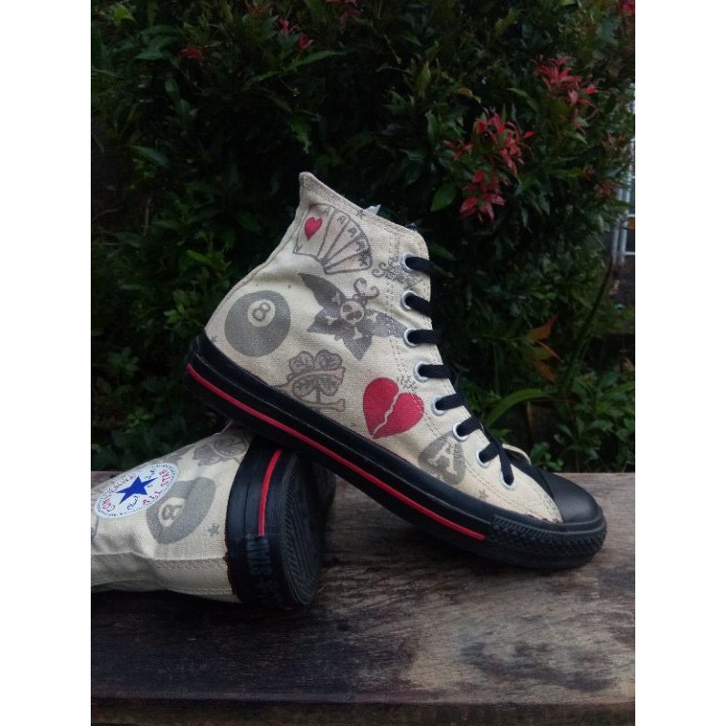 SepatuConverseSailorJerry