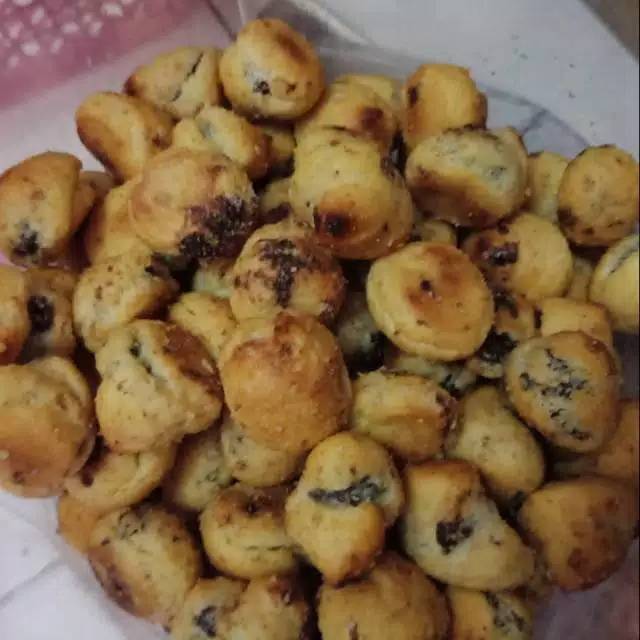 

Snack Soes Coklat / Kue Soes Kering Coklat / Sus Coklat / Snack / Makanan Ringan