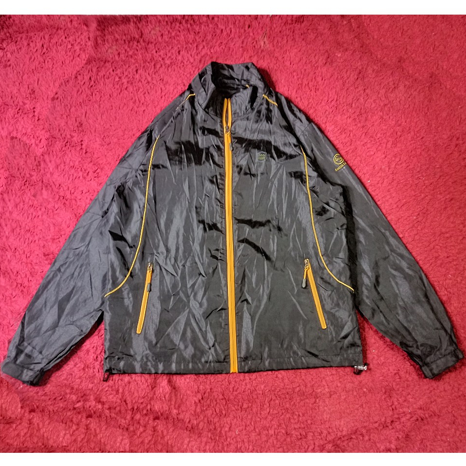 Jacket Running Ssamzie Sport warna Hitam Size XL