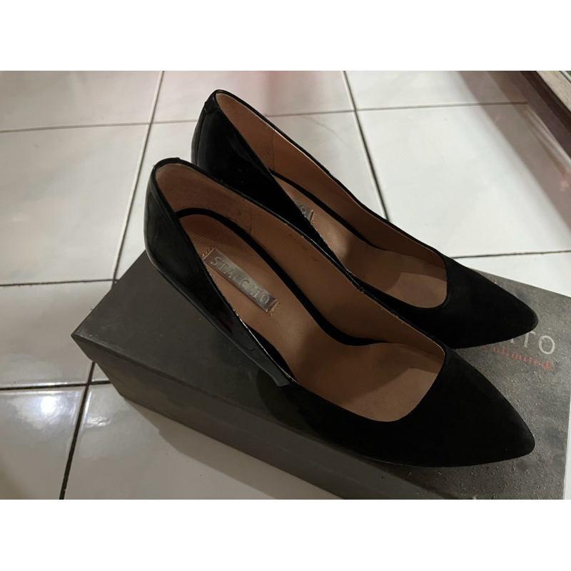 Preloved Staccato heels