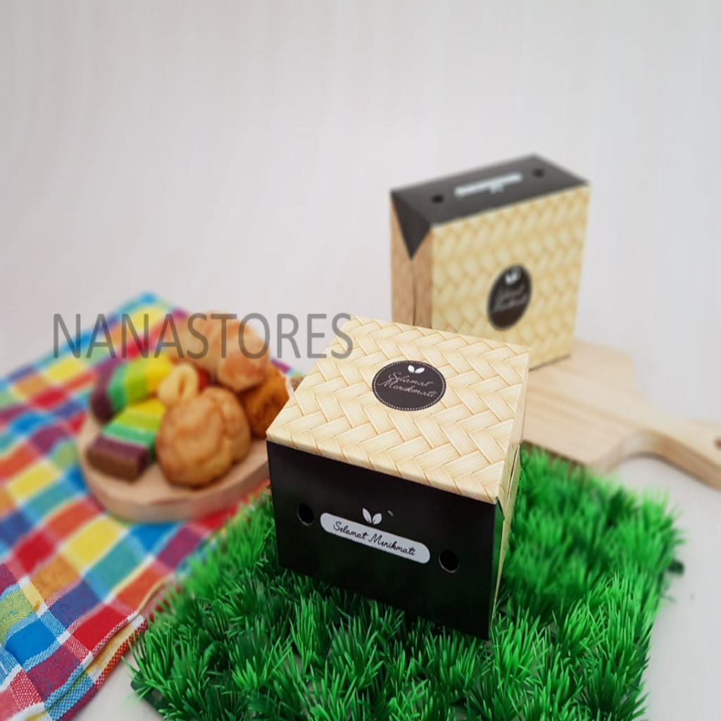 

RB 100 Pcs Dus Kue Ukuran 15x15, Snack Box 15x15