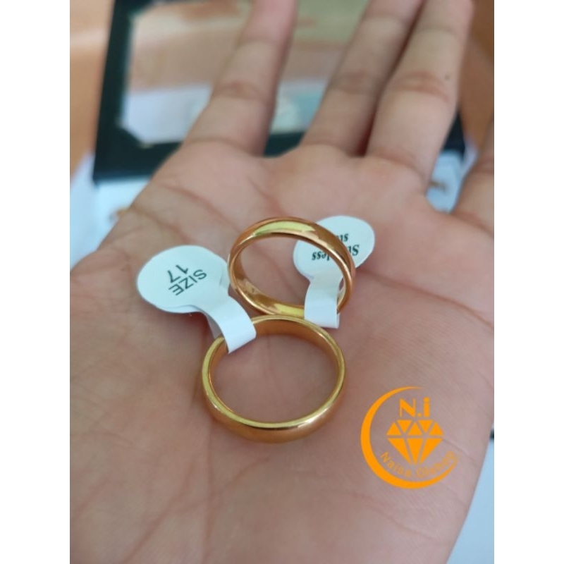 Cincin Couple Gold 2pcs Cincin Titanium Stainless Mirip emas Cincin Tunangan