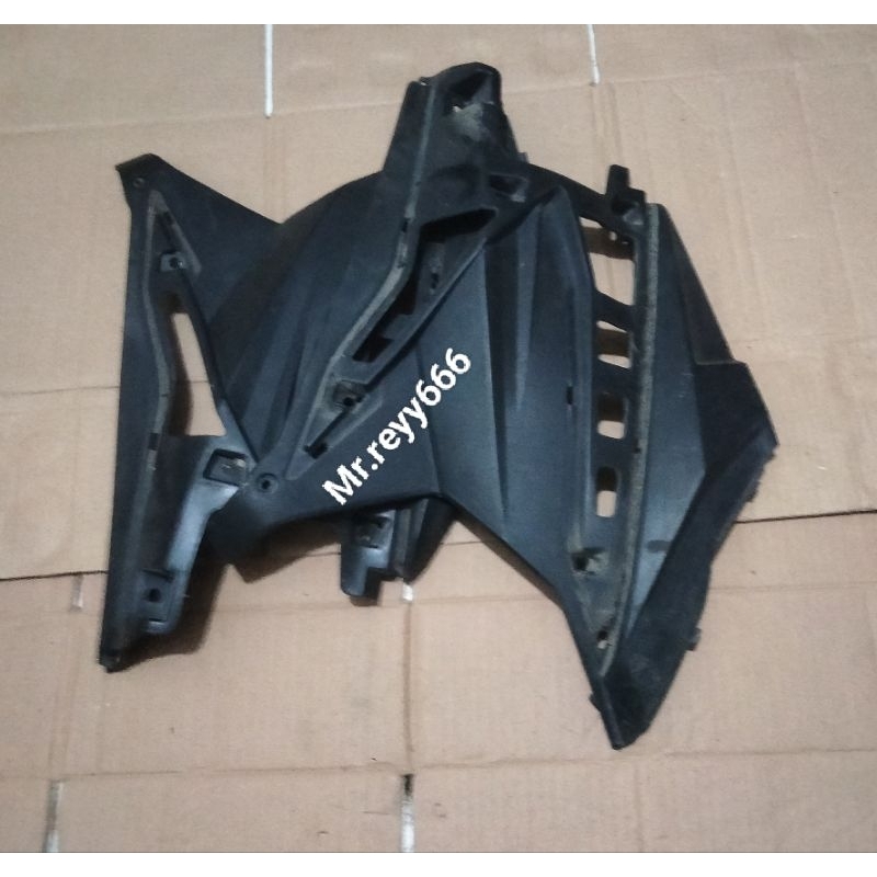 sambungan body samping KOJ Honda Beat 2020-2023 original copotan.