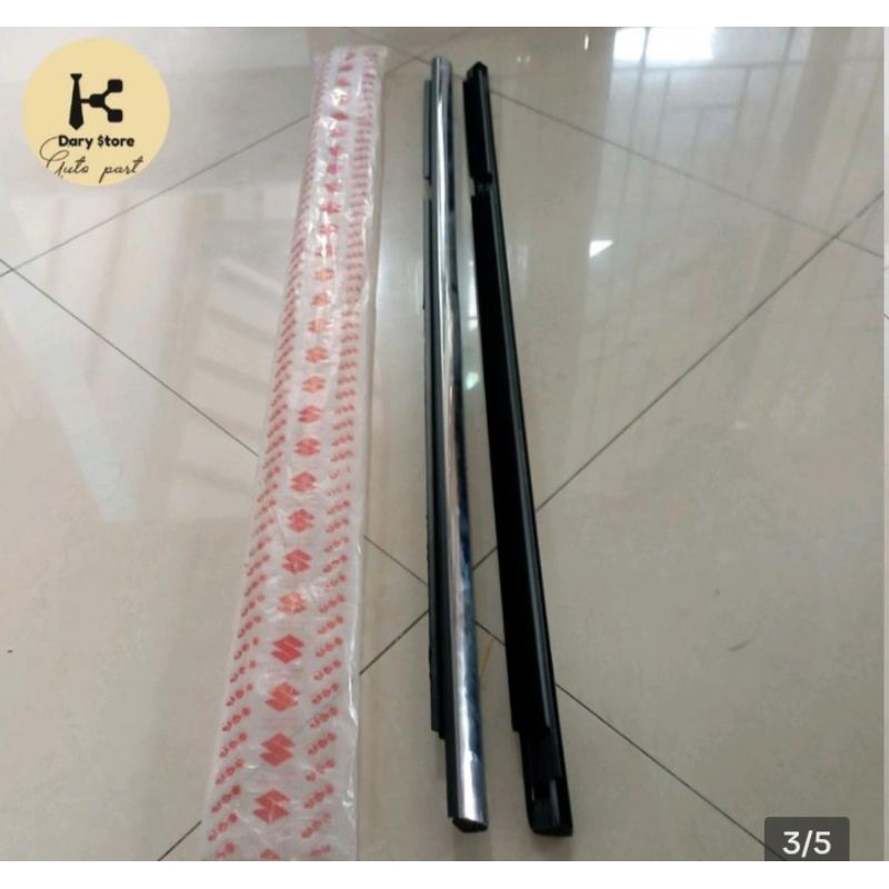 1set pelipit Karet Kaca Luar Mobil Apv Chrome Original