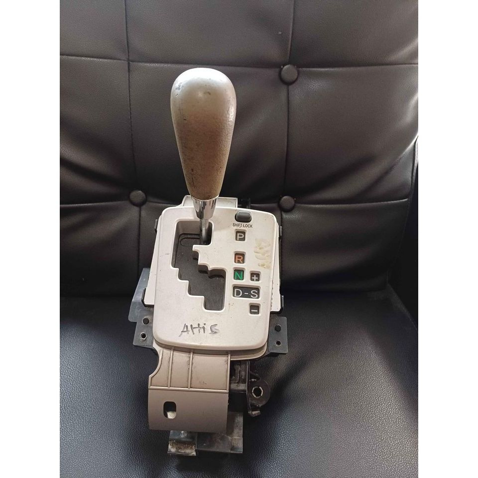 Tongkat Gearbox Rumah Tuas Selector Tranmisi Toyota Corolla Altis AT Matic Original Copotan