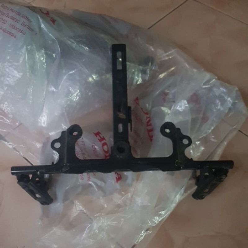 tanduk rusa cbr 150r tahun 2021 sampai sekarang kode parts.k45r