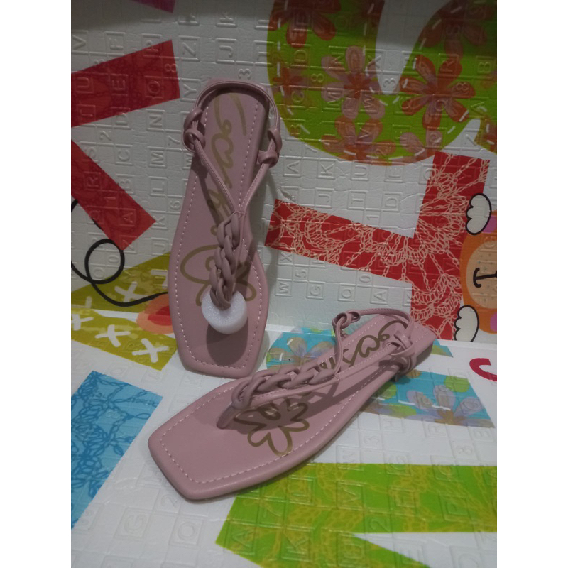 Sandal Wanita Gosh