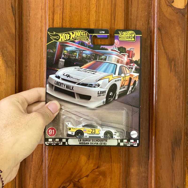 Hot Wheels Premium LBWK Nissan Silvia S15 Putih