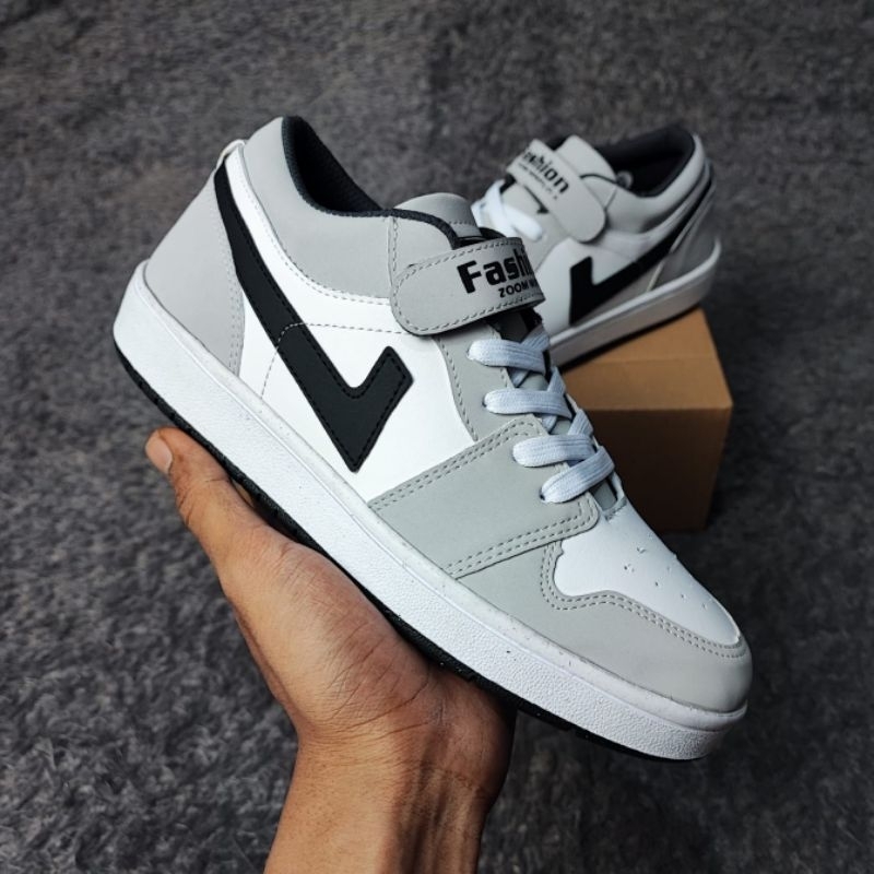 SEPATU ANAK ANAK LAKI LAKI UMUR 5 - 12 TAHUN SEKOLAH SD TK PAUD UKURAN 33-37 / Sneakers sepatu anak-