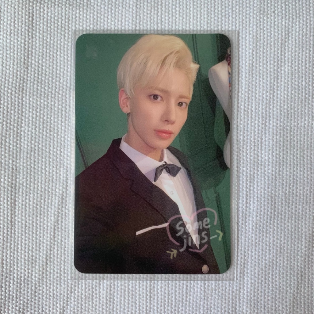 TXT taehyun yzy minisode 1 Tomorrow x Together fanlive yizhiyu hijau blue hour photocard pc suit age