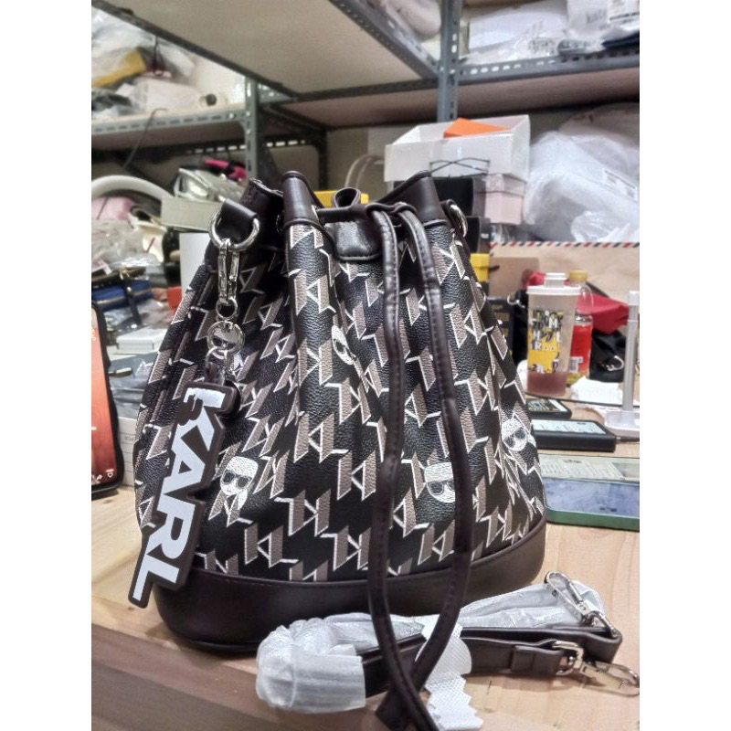 K*RL Black serut Renera Shop