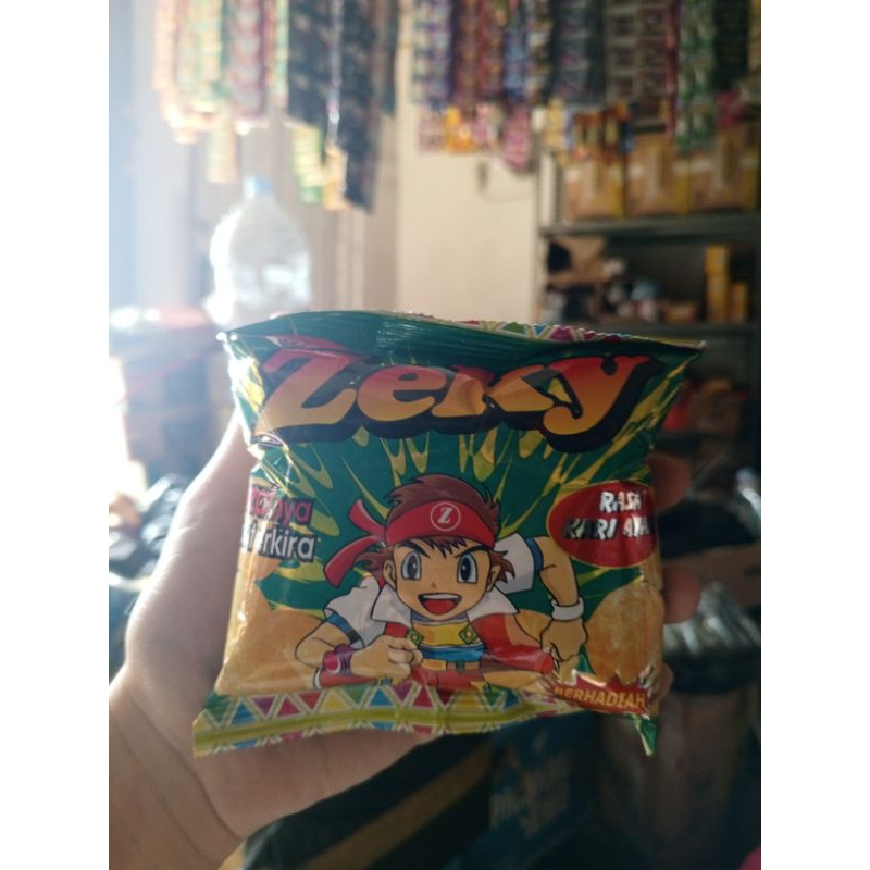 

Zeky Snack Jadul Rasa Kari Ayam Berhadiah Isi 10 Pcs Per Pack