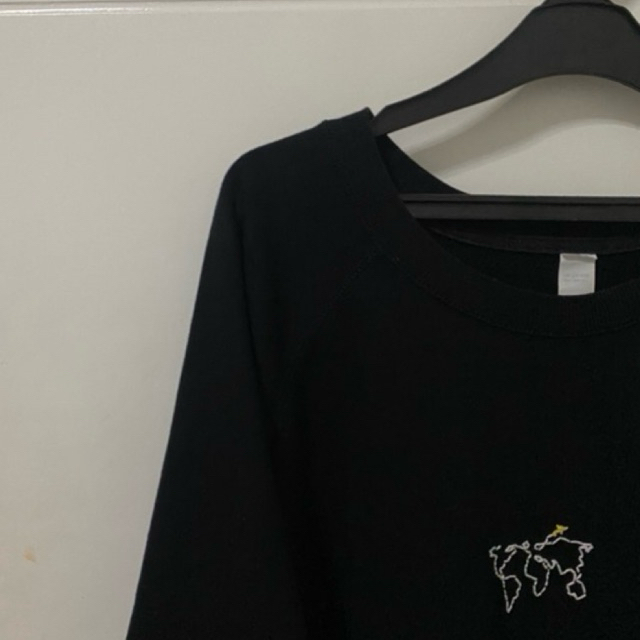 Preloved crewneck hitam