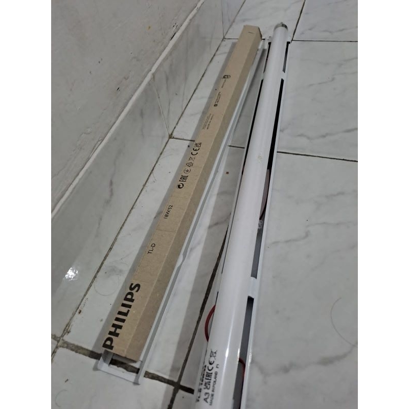 Lampu TL UV PHILIPS (untuk terapi bayi kuning)