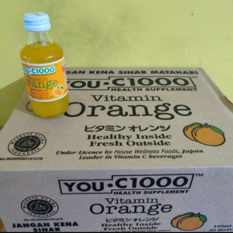 

YOU C 1000/ UC 1000/ C1000 ORANGE /JERUK 140ML DUS ISI 30 BOTOL BELING