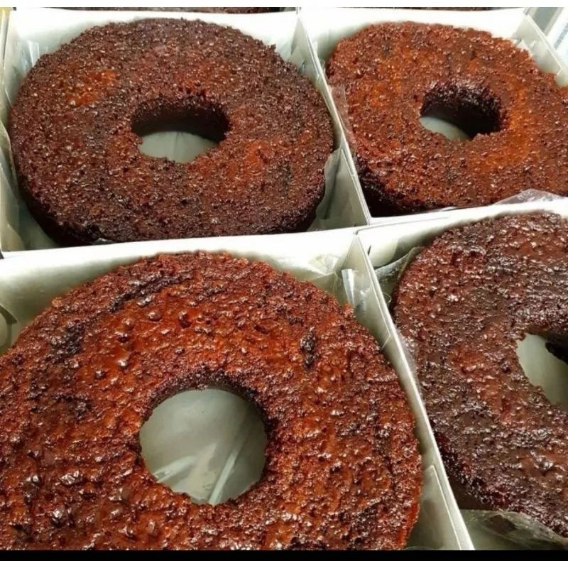 

Bolu Caramel Diameter 24 cm Full Sarang semut Fresh Made by order