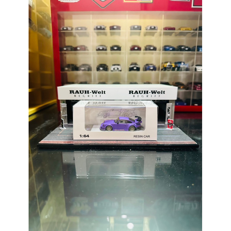 Qidian Model Resin 1:64 RWB 930 Stella Artois Matt Purple