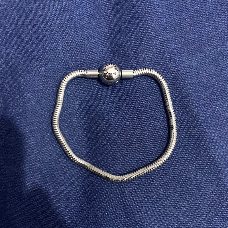 Gelang Pandora + Charm Istana Disney