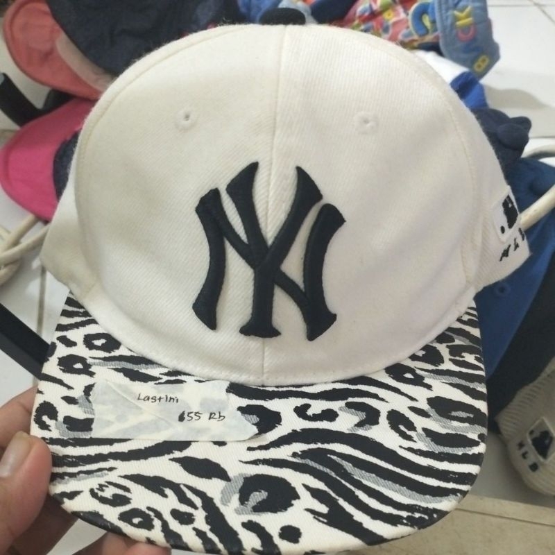 topi anak second branded