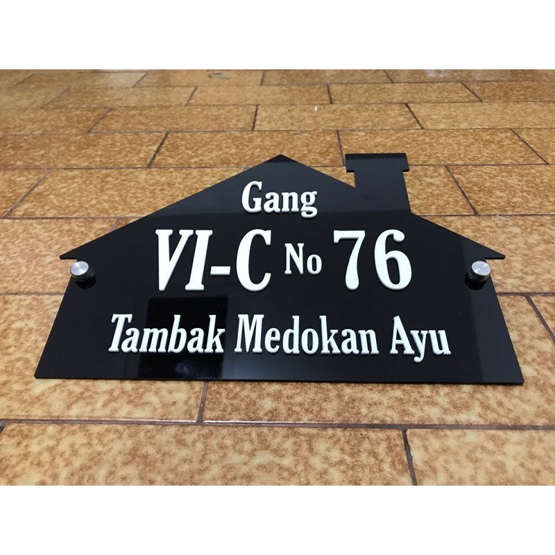 

Nomor Rumah Akrilik Model Atap