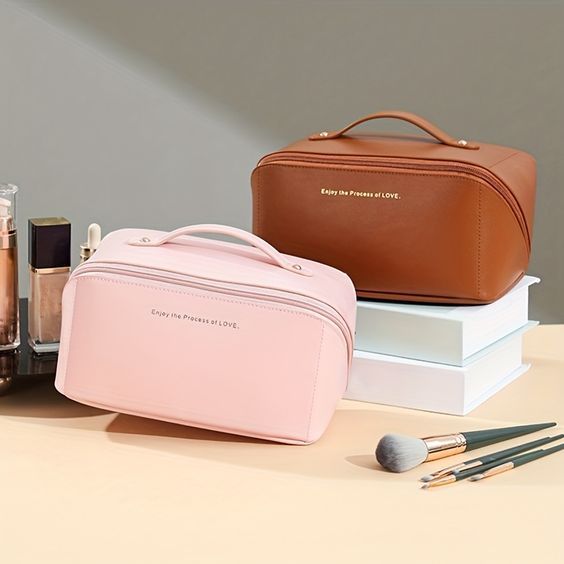 Tas Make Up Polos Tas Travel Pouch Skincare Lipat Organizer Waterproof Terbaru BK6012