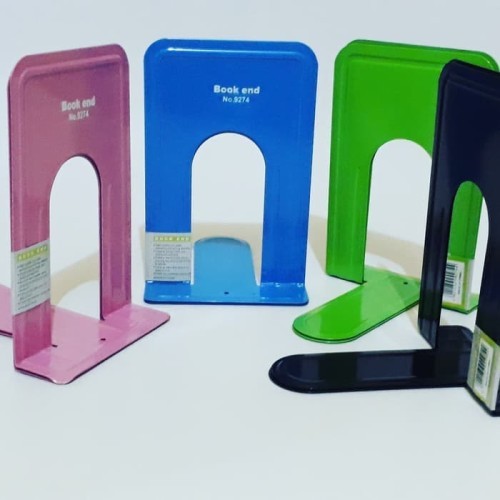 

Book End Besi Pembatas Buku